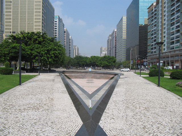 Dr. Carlos d'Assumpção Park Square